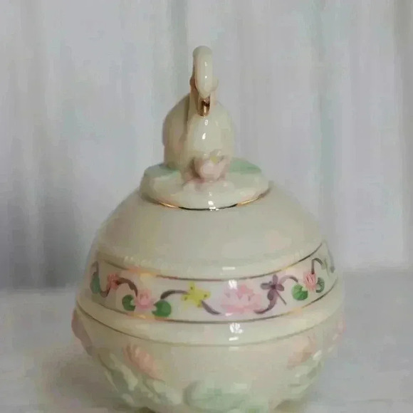 Lenox 2001 The Swan Easter Egg Lidded Trinket Box Limited Edition - Picture 4 of 10